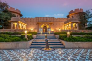 luxury vacations to India